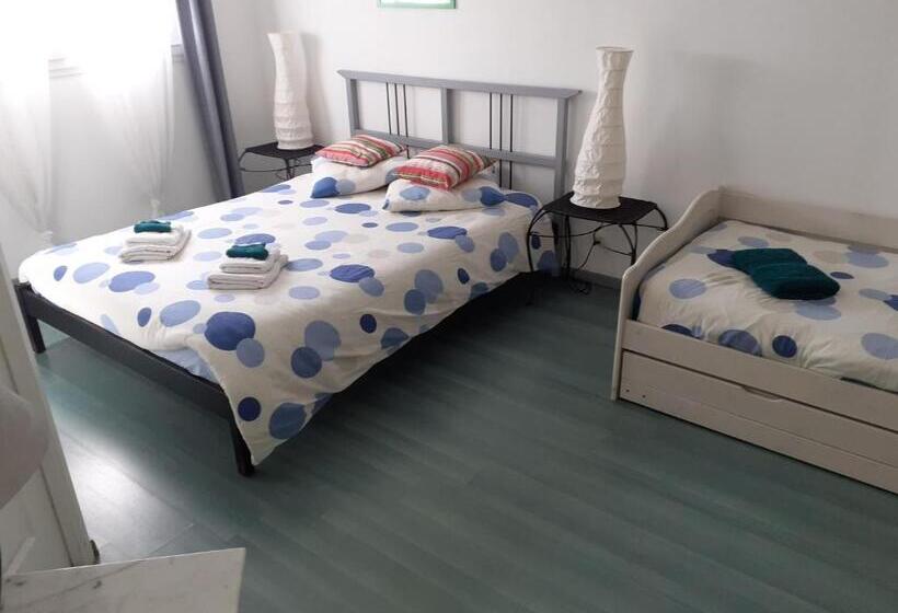 غرفة عائلية, Les Grandes Masures B&b