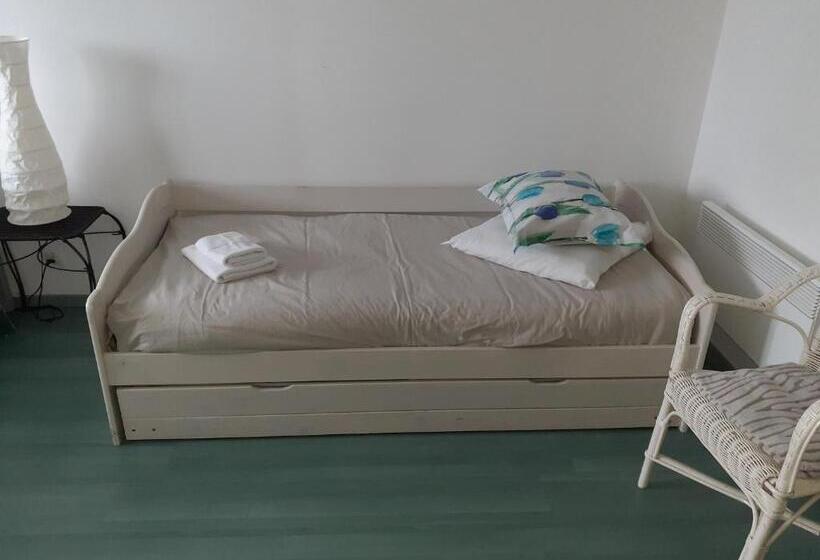 غرفة عائلية, Les Grandes Masures B&b