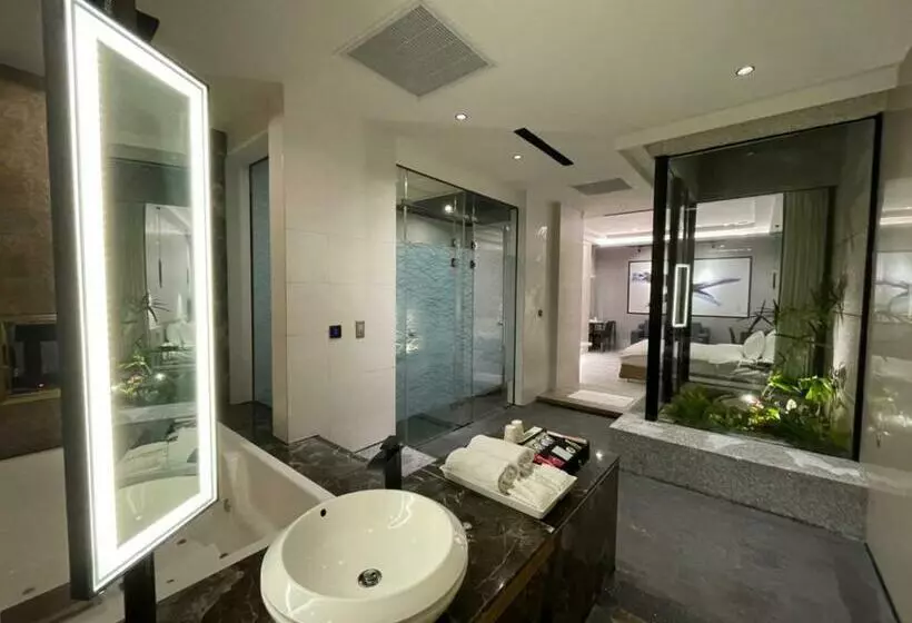 اتاق استاندارد, Minimalist Fashion Motel