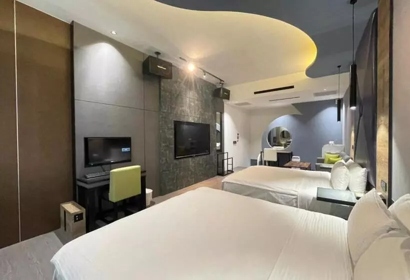 اتاق لوکس چهار تخته, Minimalist Fashion Motel