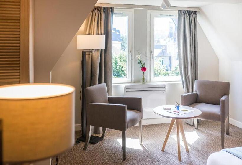 חדר יוקרתי, Villa Odette