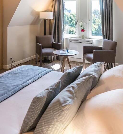 חדר יוקרתי, Villa Odette