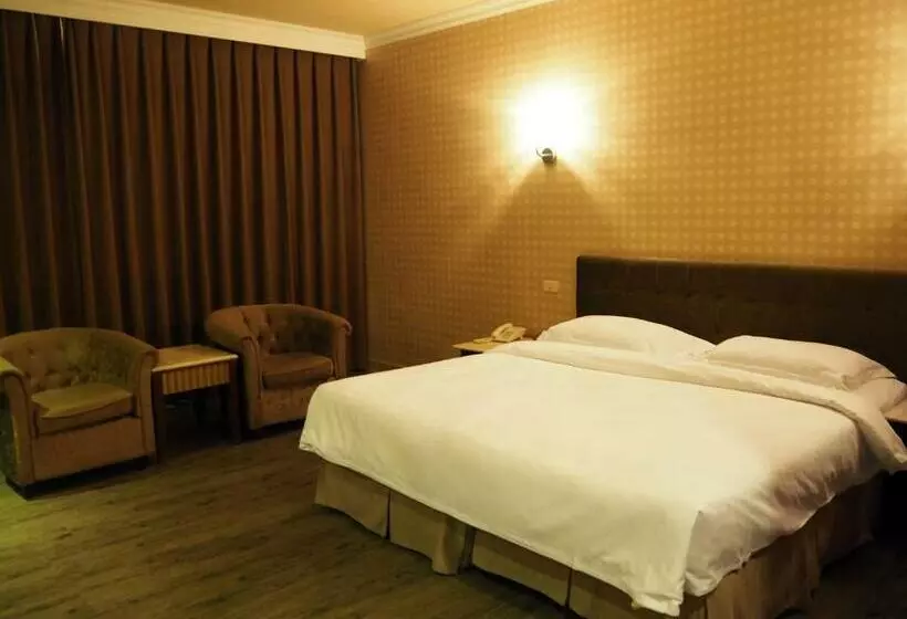 اتاق اکونومی, The Riverside Hotel & Motel