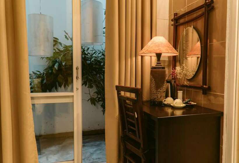 اتاق اکونومی, Tribee Kinh Hostel & Bar