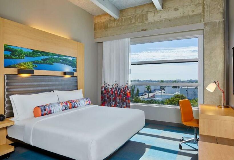 غرفة قياسية سرير كينج, Aloft Miami Airport