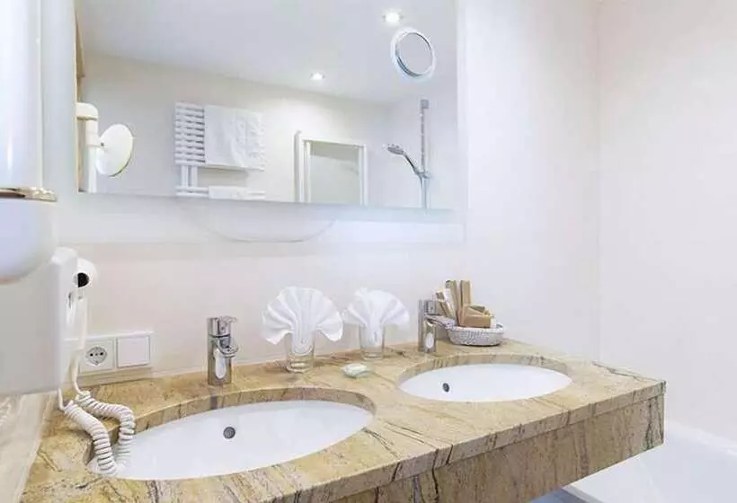 اتاق استاندارد سه نفره, Anemone