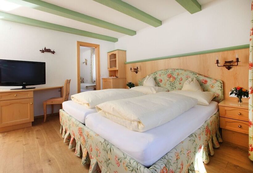 舒适三人间, Anemone