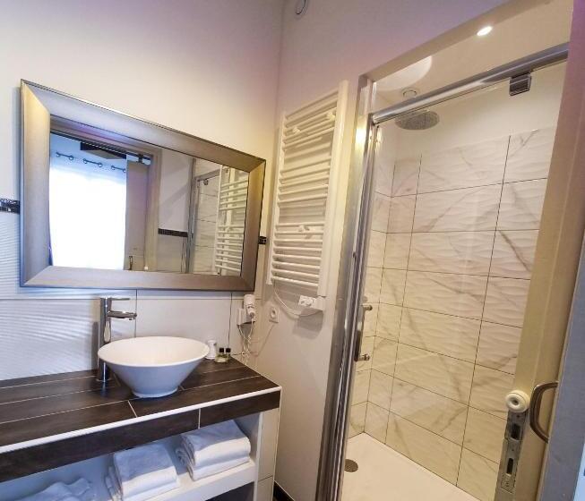 家庭套房, Hôtel Villa Les Orangers