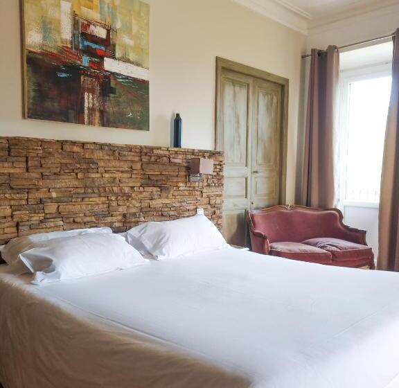 Люкс Повышенной Комфортности, Hôtel Villa Les Orangers