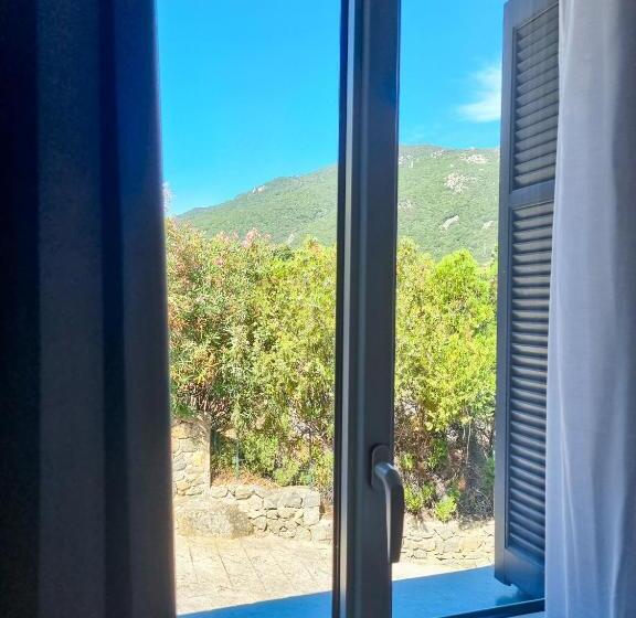 Номер Стандарт, Hôtel Villa Les Orangers
