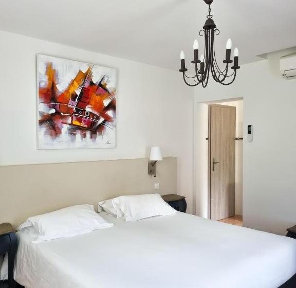Номер Стандарт с Террасой Вид на Сад, Hôtel Villa Les Orangers