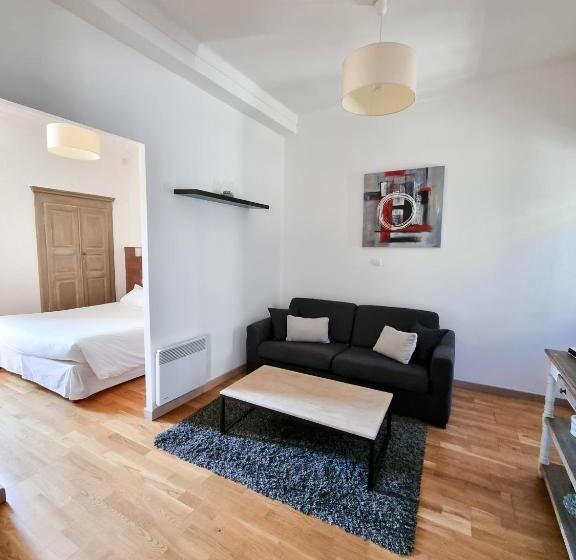 家庭套房, Hôtel Villa Les Orangers