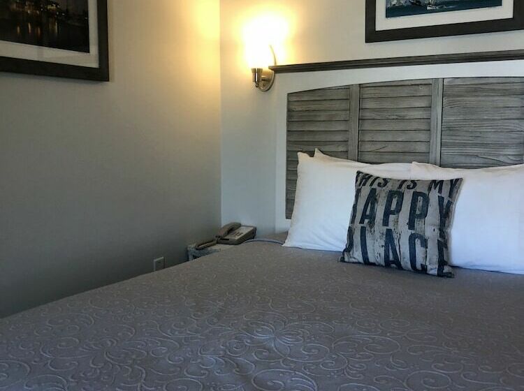 غرفة قياسية ذات إطلالة, Knapps Narrows Marina & Inn