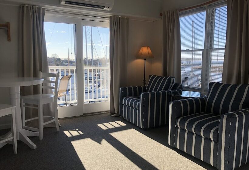 غرفة قياسية ذات إطلالة, Knapps Narrows Marina & Inn