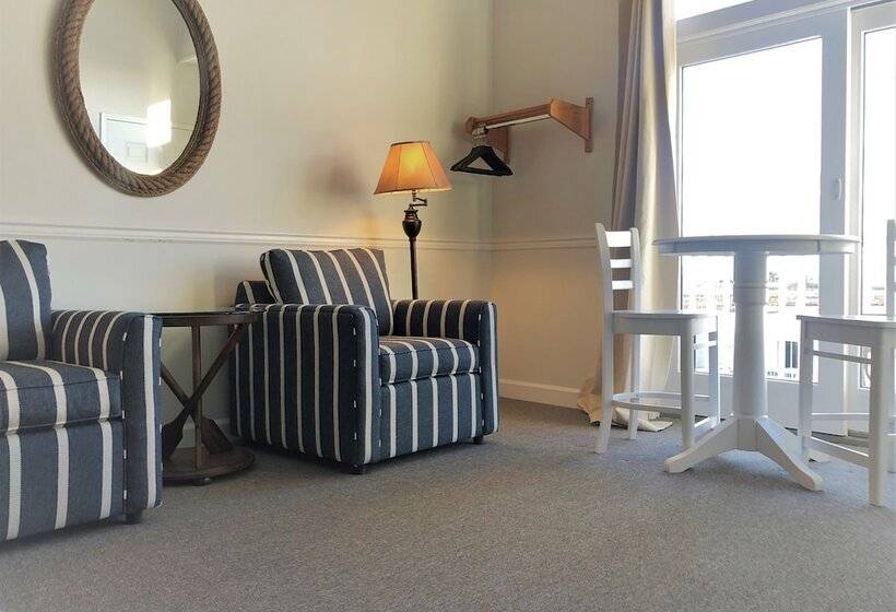 غرفة قياسية سرير ملكى, Knapps Narrows Marina & Inn