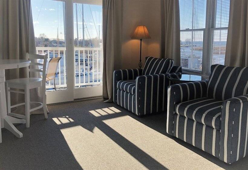 غرفة قياسية سرير ملكى, Knapps Narrows Marina & Inn