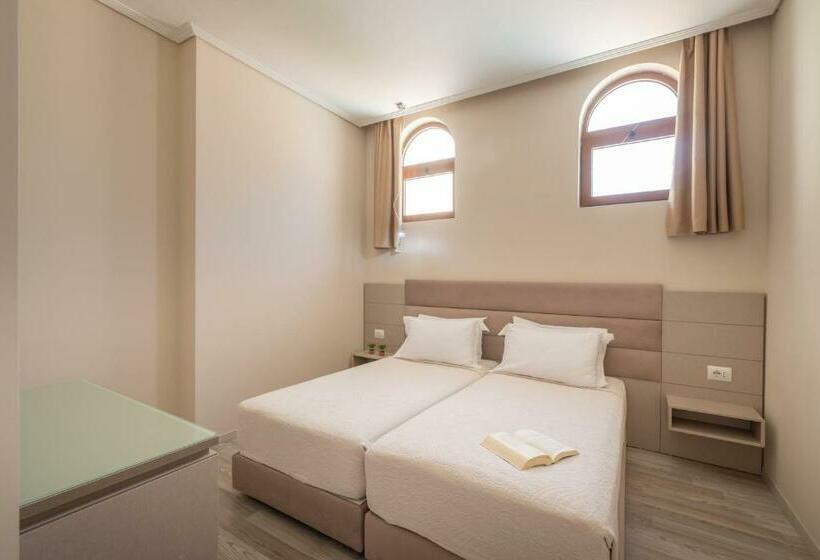 جناح جونيور مطلّ علي البحر, Palma City