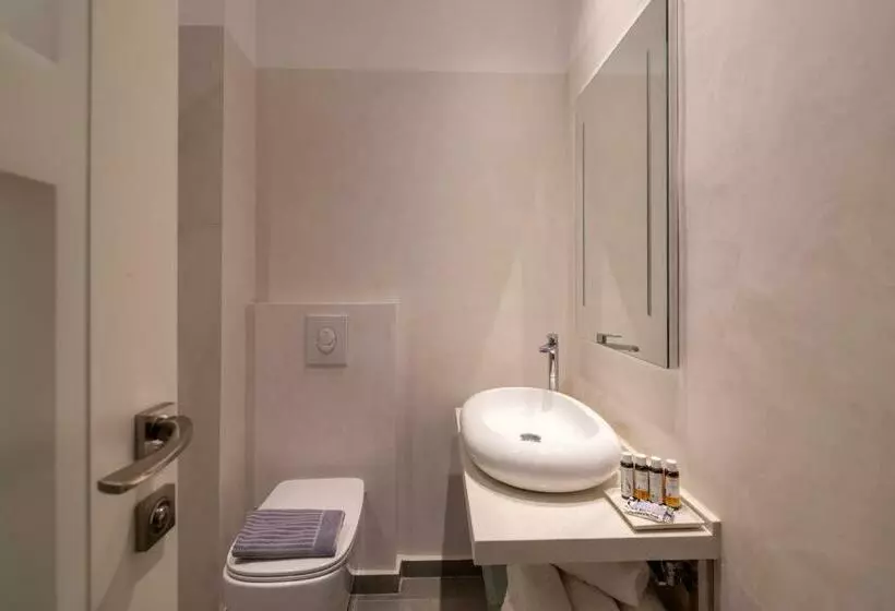 اتاق لوکس با چشم‌انداز دریا, Palma City