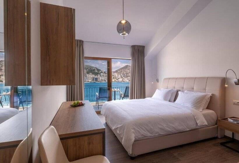 غرفة قياسية مطلّة علي البحر, Palma City