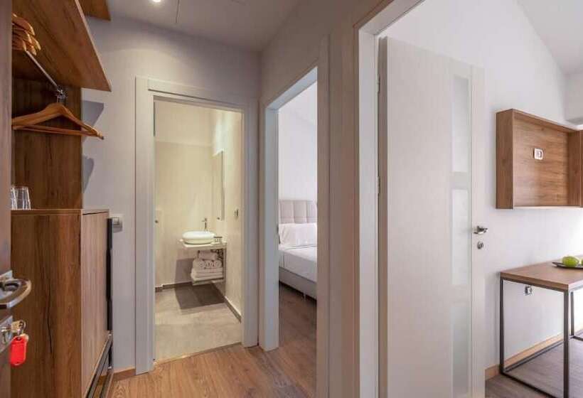 غرفة قياسية مطلّة علي البحر, Palma City