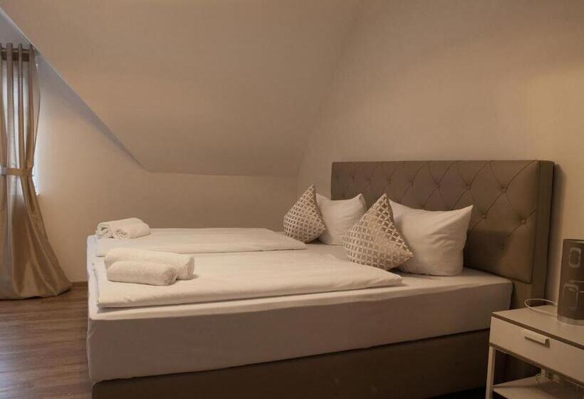 침실 1개 발코니 아파트, Ravene