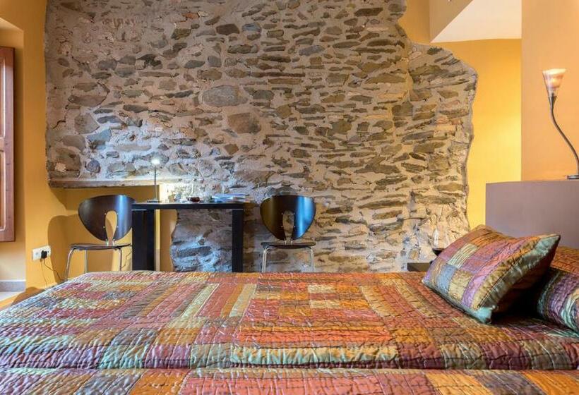 스탠다드 룸, Cal Llop