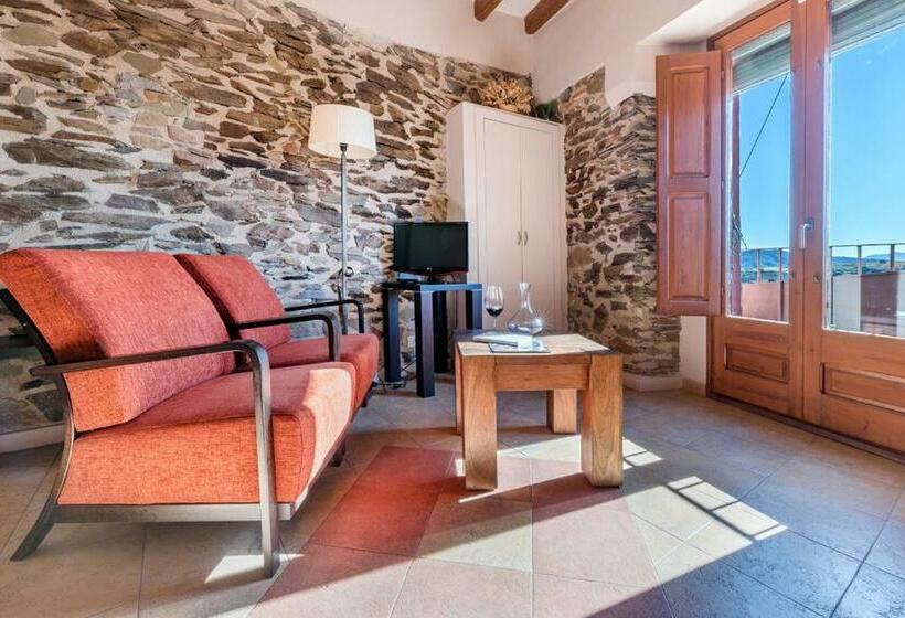 스탠다드 전망 룸, Cal Llop