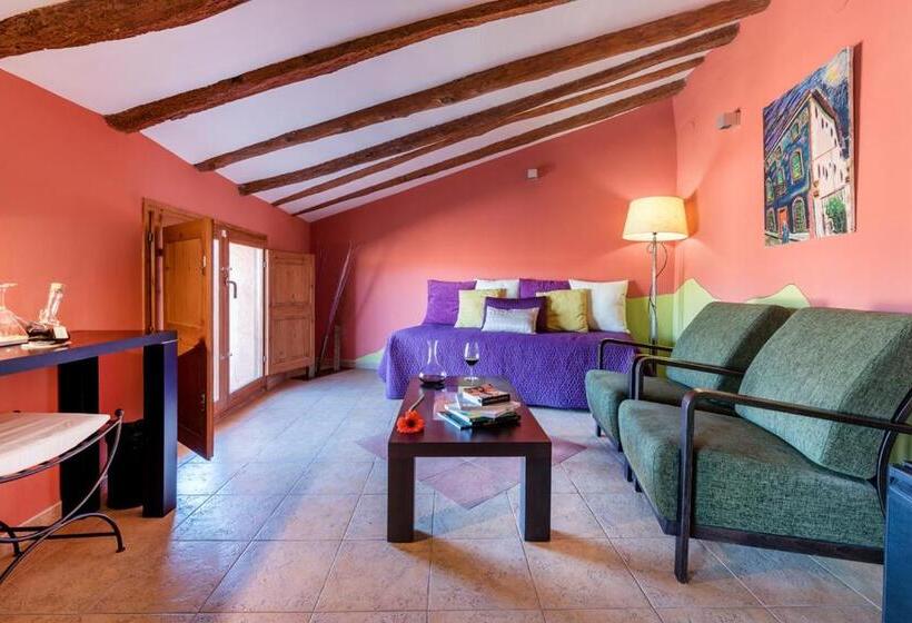 전망 스위트, Cal Llop