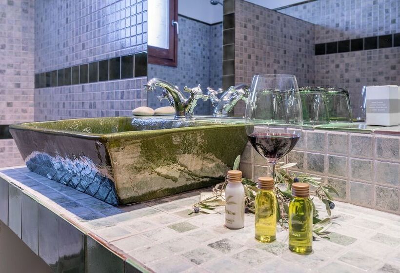 전망 스위트, Cal Llop