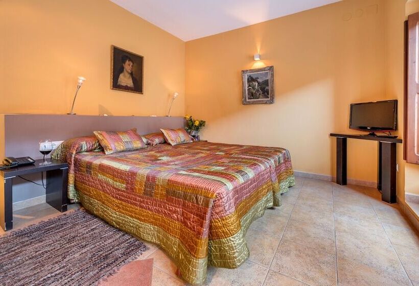 스탠다드 룸, Cal Llop