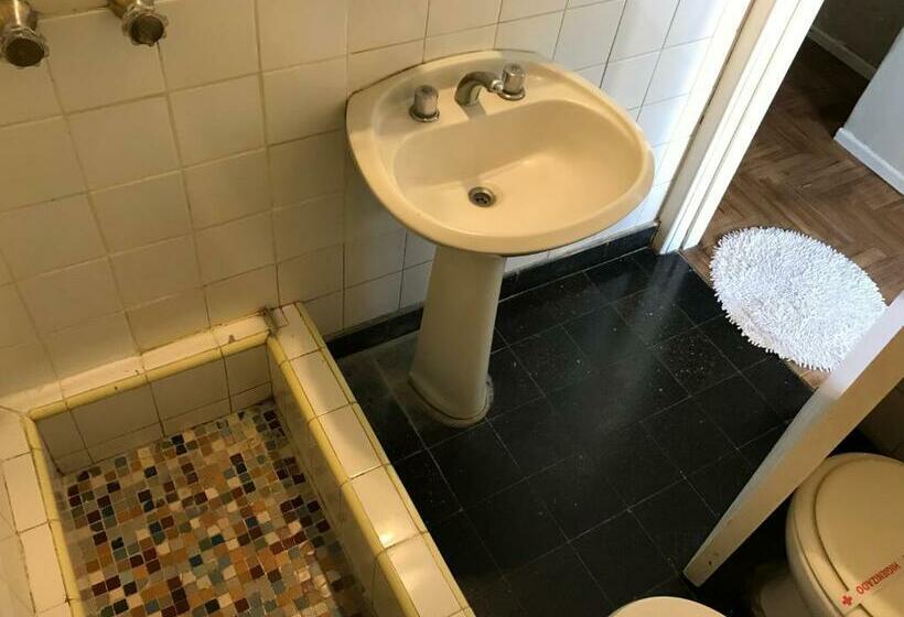 스탠다드 트리플 룸, Ro Che Hil Tandil