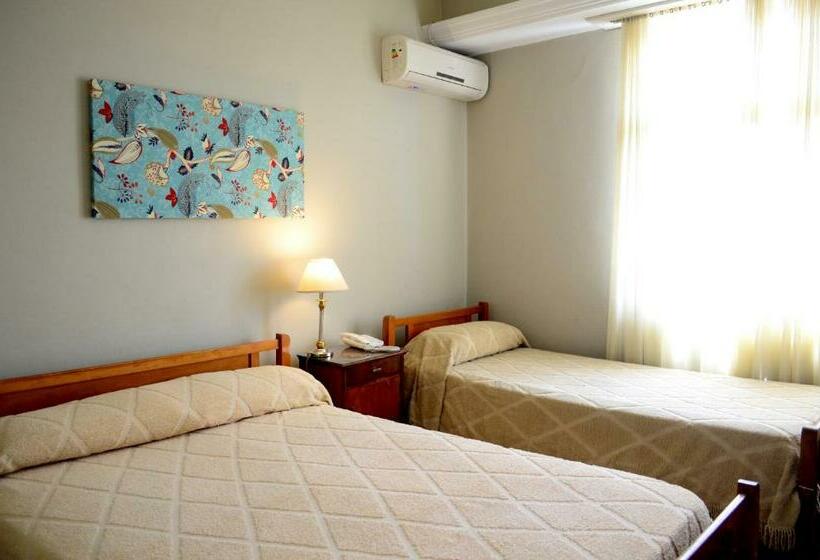 스탠다드 트리플 룸, Ro Che Hil Tandil