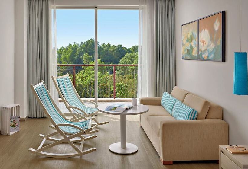 اتاق سوپریور, Sol By Melia Phu Quoc