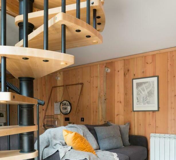 شقة غرفة واحدة, The Bell In Ticehurst