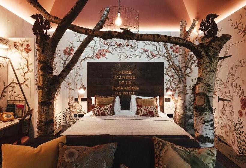 شقة غرفة واحدة, The Bell In Ticehurst