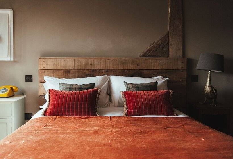 غرفة كلاسيكية, The Bell In Ticehurst