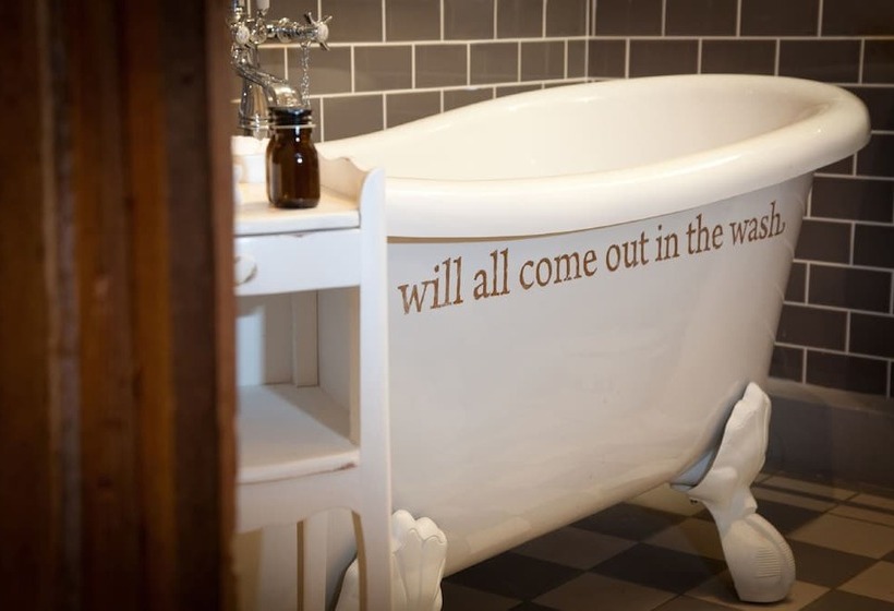 스위트, The Bell In Ticehurst