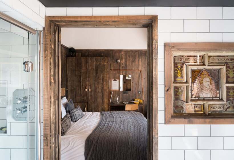 شقة غرفة واحدة, The Bell In Ticehurst