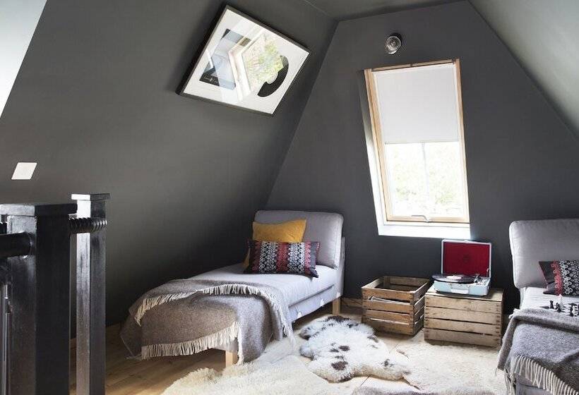 شقة غرفة واحدة, The Bell In Ticehurst