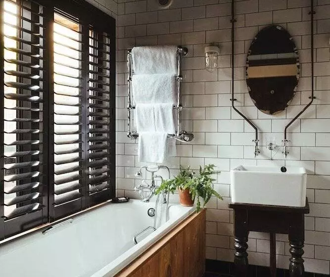 １ベッドルームアパートメント, The Bell In Ticehurst