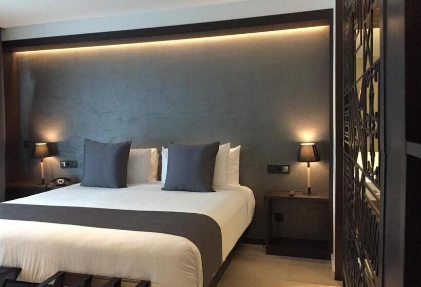 Suite, Vila Arenys