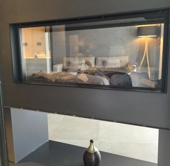 スイート, Vila Arenys