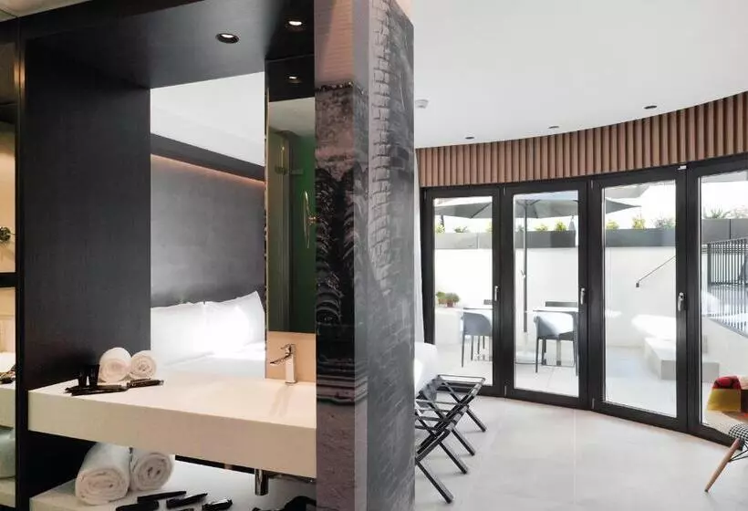 デラックスルーム, Vila Arenys