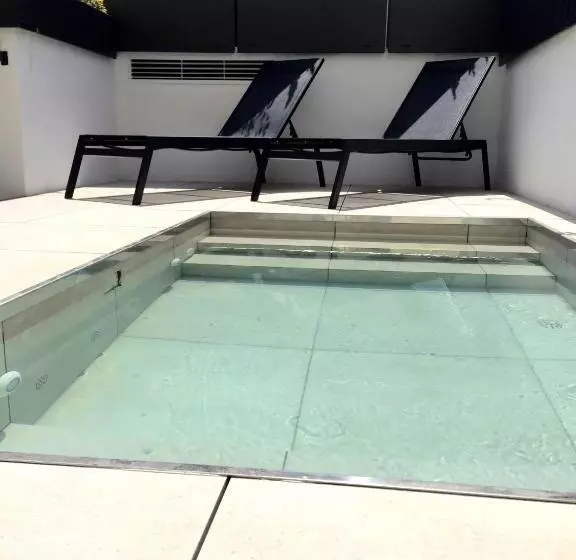デラックスルーム, Vila Arenys