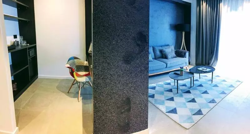 スイート, Vila Arenys