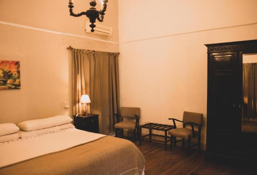 高级大房间, Yacanto