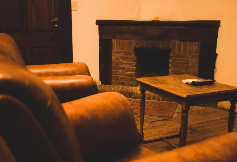 高级大房间, Yacanto