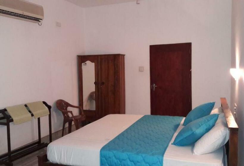 スタンダードルーム, New Rani Inn