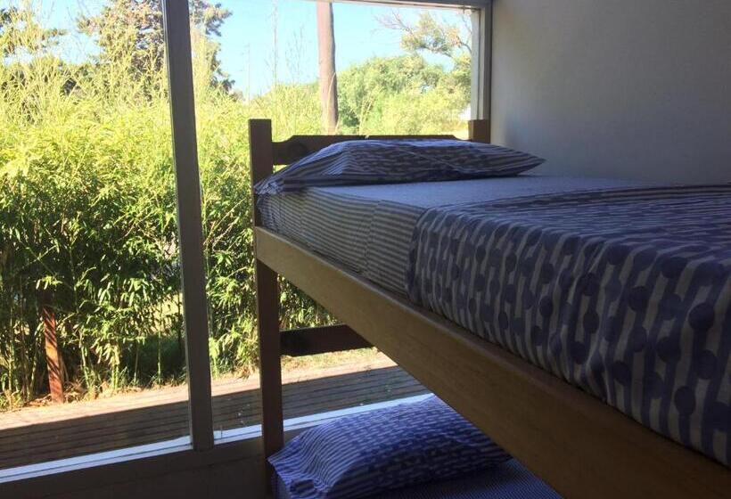 带共用浴室的标准房间, Pinamar Hostel Casa De Verano