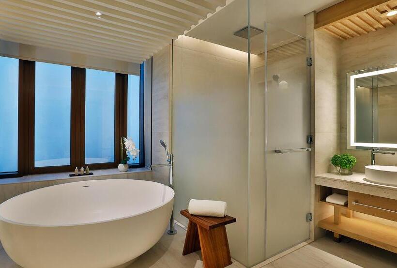 اتاق لوکس, Anantara Mina Al Arab Ras Al Khaimah Resort